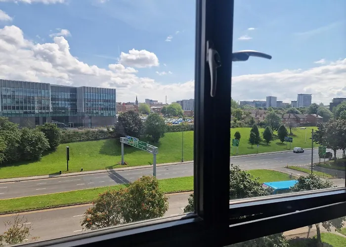 Westminster Park Luxury One Bed Apartment With Free Parking