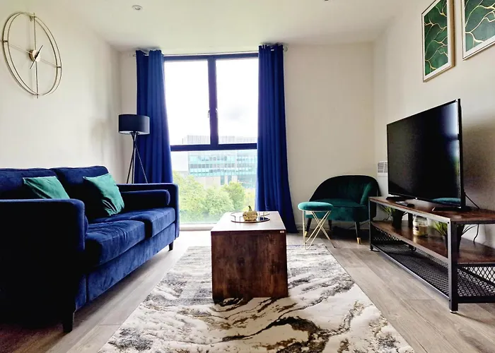 Westminster Park Luxury One Bed Apartment With Free Parking
